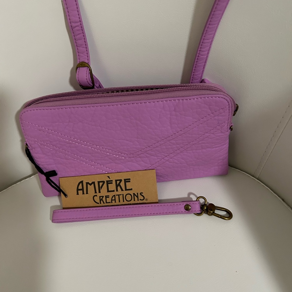 Ampere long crossbody, wristlet